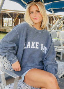  Lake day corded pullover