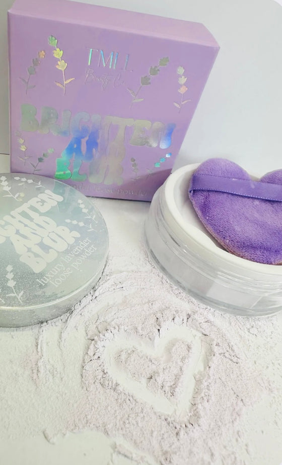 Brighten and blur lavender setting powder