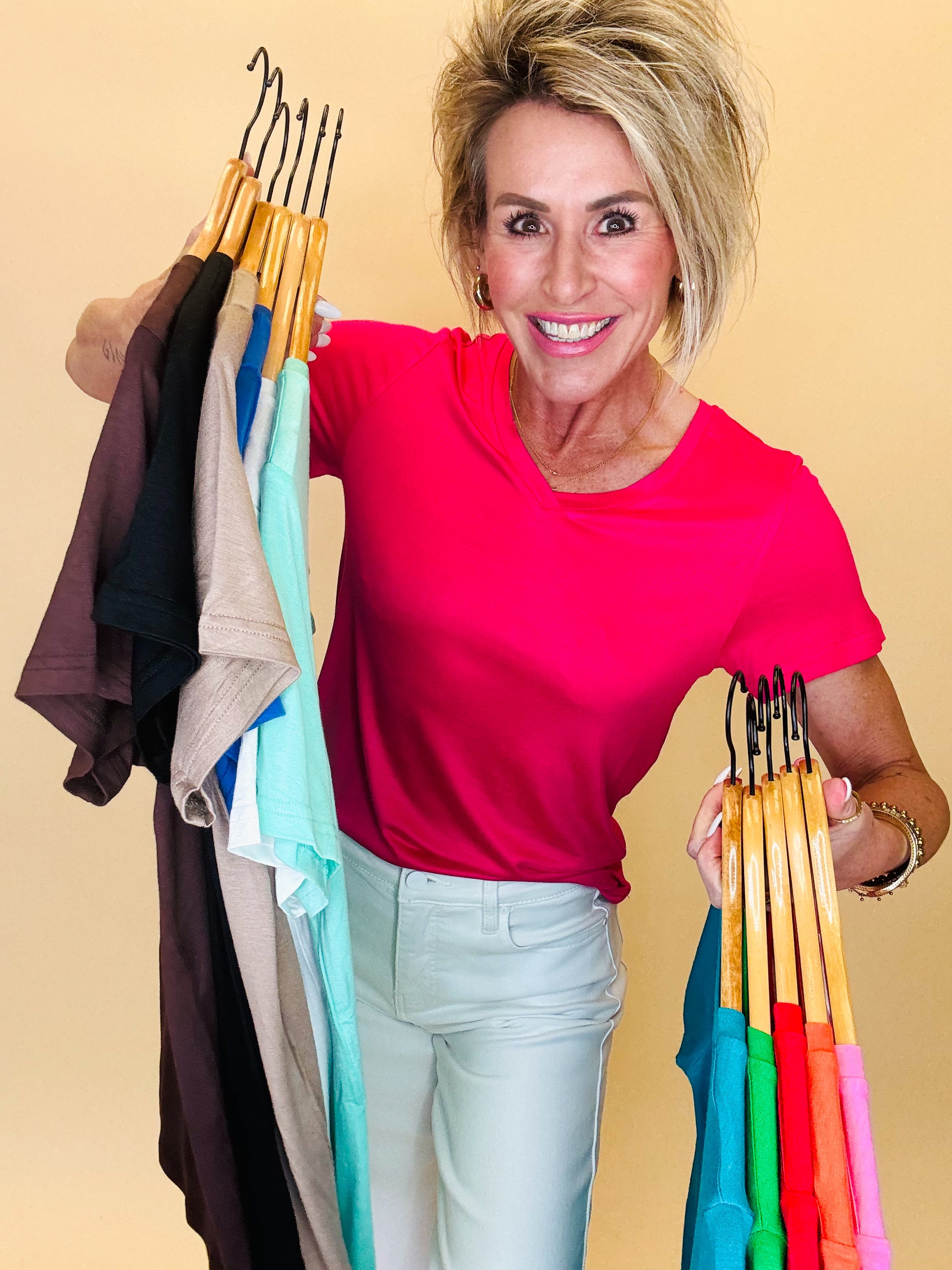 Jess lea basic tee/ 12 colors – Twisted Sis Boutique