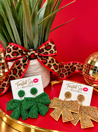 Christmas bow beaded earrings/ 2 colors