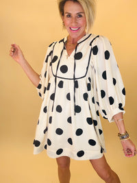 Such a darling polka dot dress