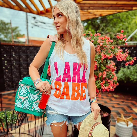 Lake babe tank