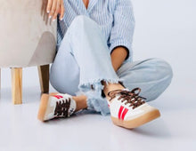  Preorder Eta 8/5- jessie sneaker
