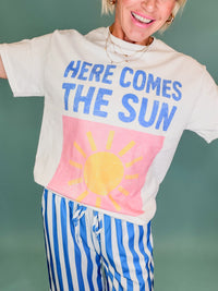 Here comes the sun tee