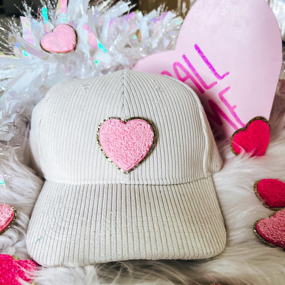 CORDED HEART HAT/ AVAILABLE IN 3 COLORS