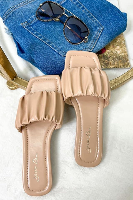 APRIL RUCHED SANDALS
