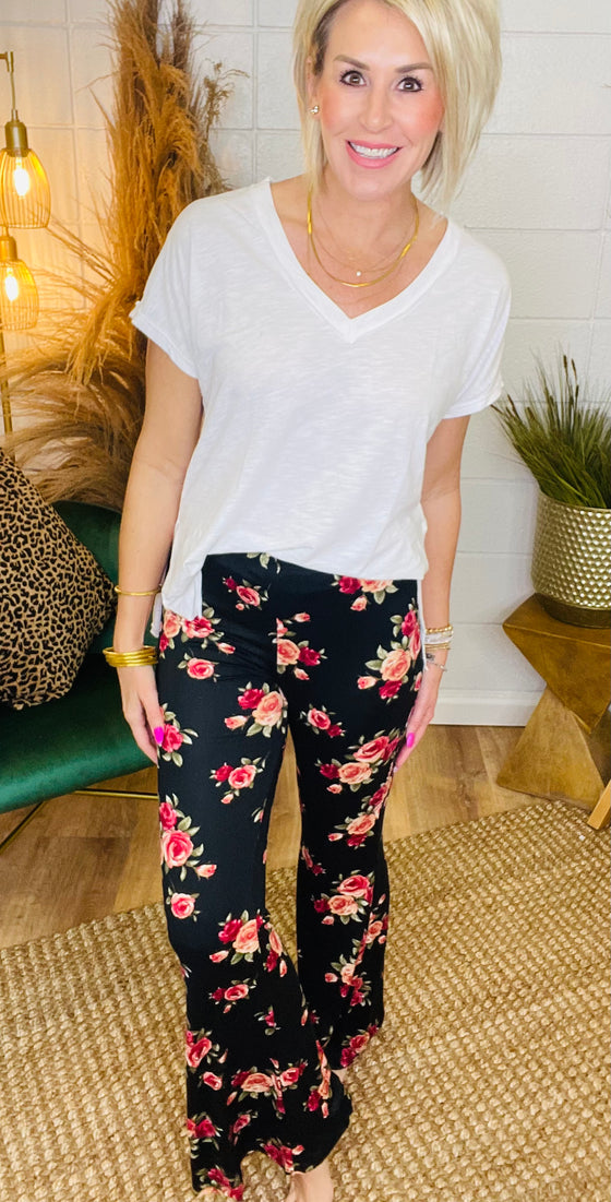 HOME FOR THE HOLIDAYS LOUNGE FLARE PANTS/ AVAILABLE IN 2 COLORS